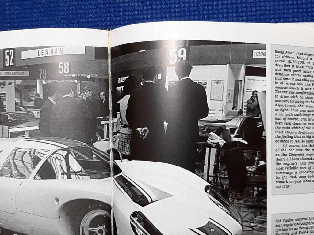 [USED] Foreign book LOLA T70 The Racing History & ~ Cracked spine