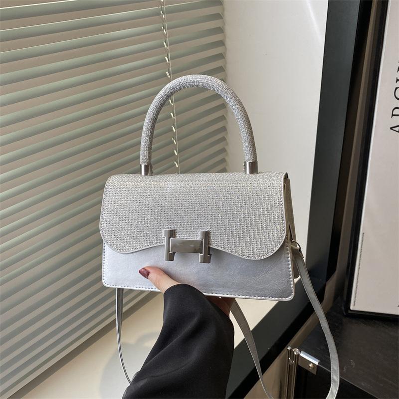 Elegancka przenośna mała kwadratowa torebka damska nowa letnia moda do pracy prosta torba na ramię listonoszka