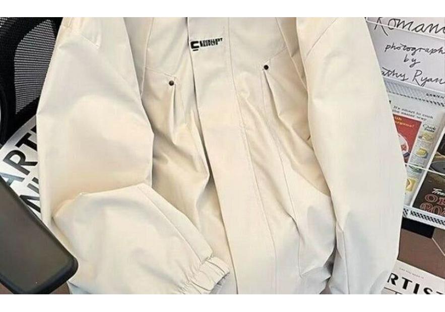 Men's Spring/Autumn Outdoor Casual Windbreaker - Loose Fit Mountaineering Jacket