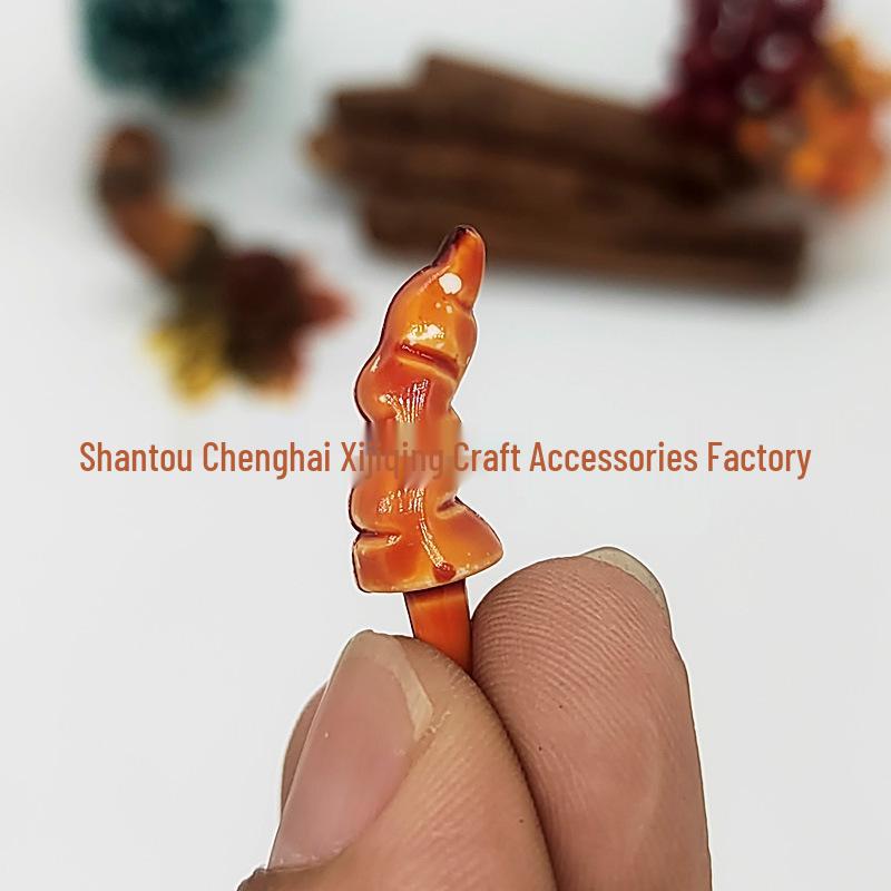 2.3cm Translucent Plastic Snowman and Santa Claus Nose Figurine Accessory