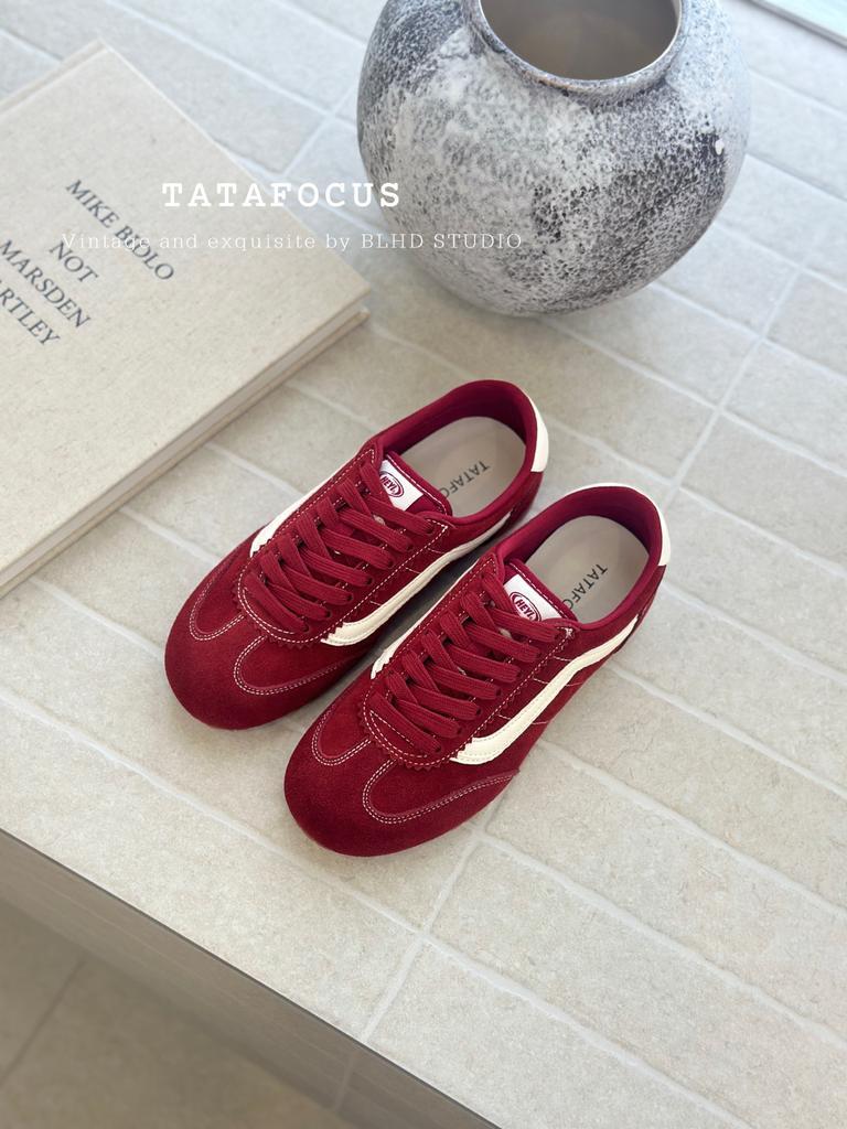 Leather casual sports Forrest Gump training shoes women's 2025 new soft-soled comfortable board shoes red retro low-top tide
