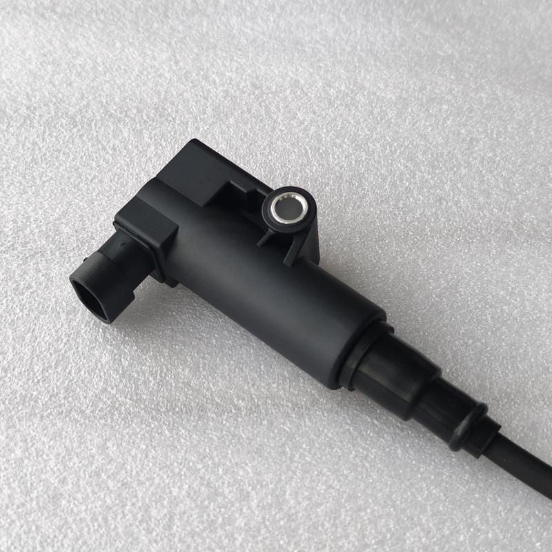 Fit for Ignition Coil For HYOSUNG GV300 GV300S EFI 2019-2023 Aquila BJ Matching Spark Cap Bobinsa New FI GV300 28198992