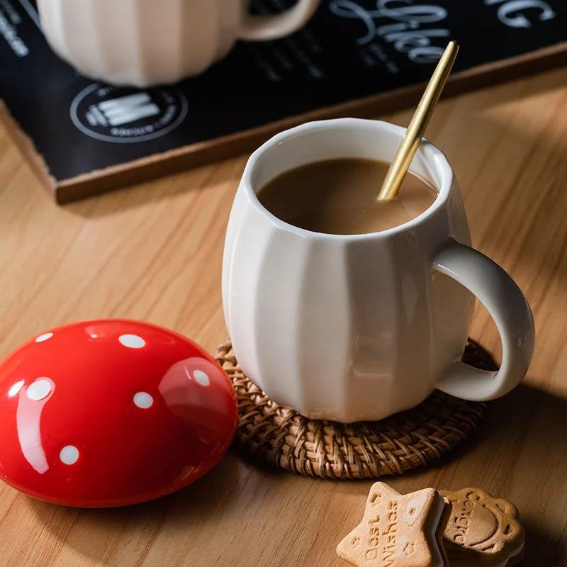 New Style Cartoon Mushroom Theme Water Bottle Mug Cup Ceramic Material Milk Coffee With Lid Fairy Tale