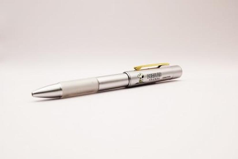 Yume Shobishi Snoopy Stamp Pen 4F Silver Order (Web Pack) TSK-08511