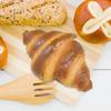 12cm Realistický Falešný Chléb Croissant Umělý Model Jídla Měkký na Dotek Dekorativní Rekvizita Praktická Výstavní Ozdoba Rekvizity pro Natáčení