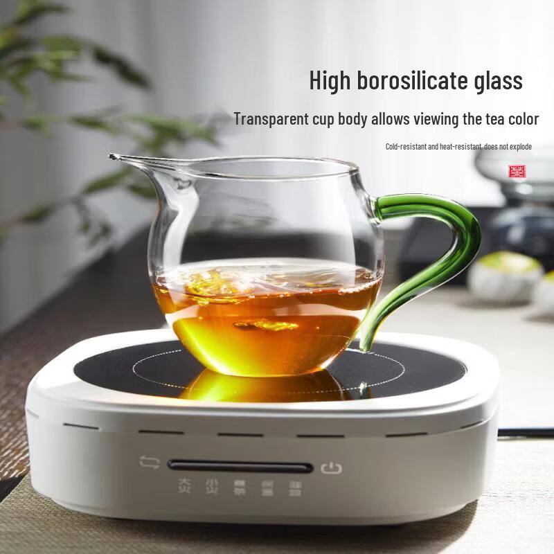Glass Gongdao Cup with Integrated Tea Strainer