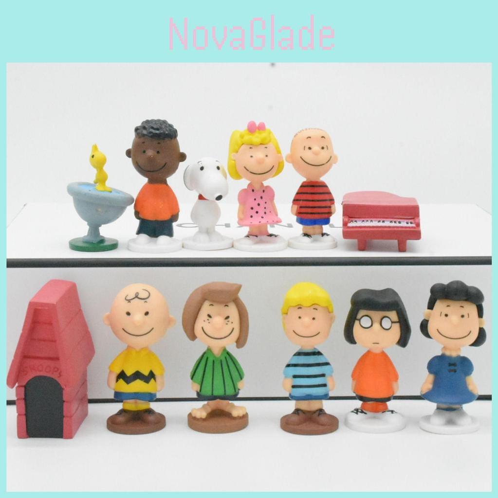 Conjunto de 12 Toppers de Bolo do Snoopy Decore Sua Festa Com a Turma do Peanuts!