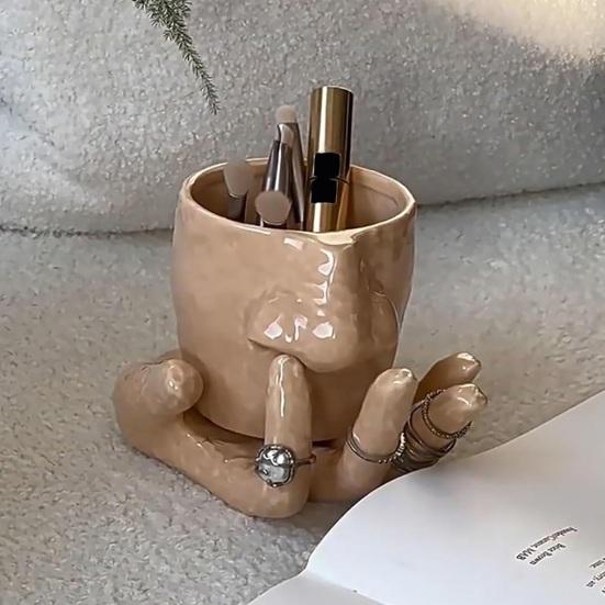 Funny Nose Picking Mug And Plate Set Handmade Ceramics Mug 410ml Nose Coffee Cup Pen Holder Makeup Brush Organizer Unique Gag Gifts for Friends