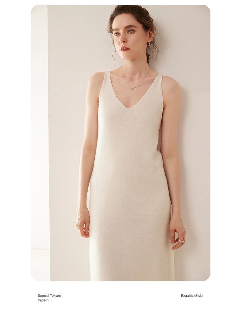 Elegant Korean-Style Knitted Cashmere Dress - Strappy, Slimming, and Luxurious Fashion Staple