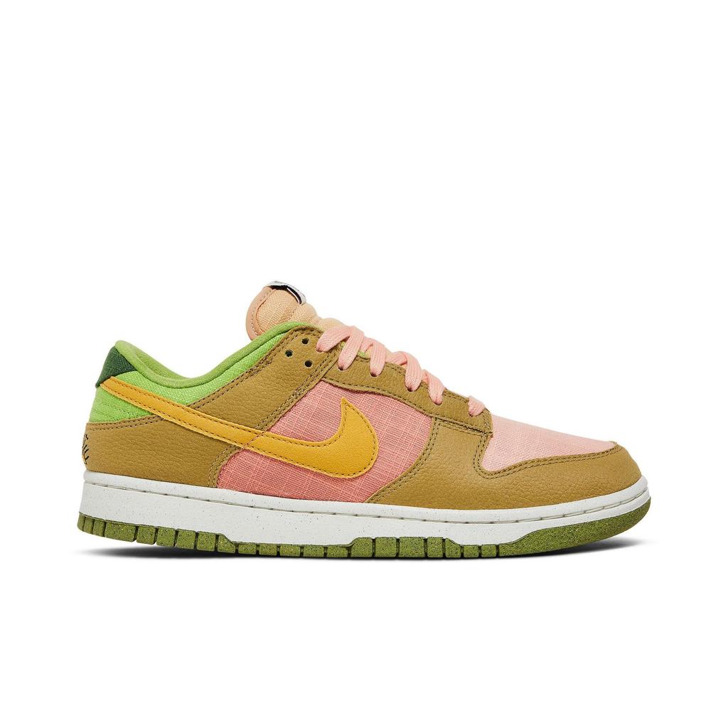 Nike Dunk Low 'Sun Club - Arctic Orange Sanded Gold' (Unisex) Arctic Orange / Sanded Gold Skateboard Shoes DM0583 800