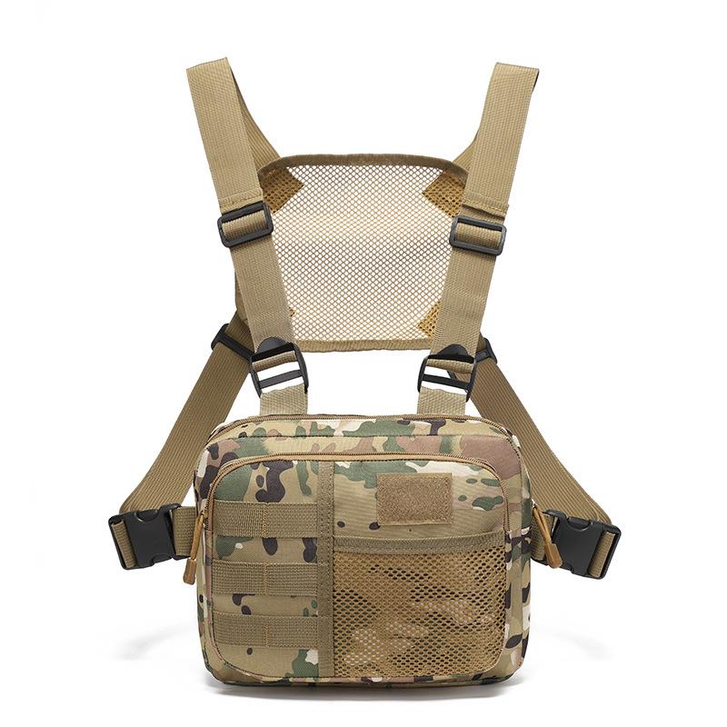 Ein neuer Herrenrucksack im Westenstil Eine Mehrzweck-Outdoor-Sporttasche für Herren