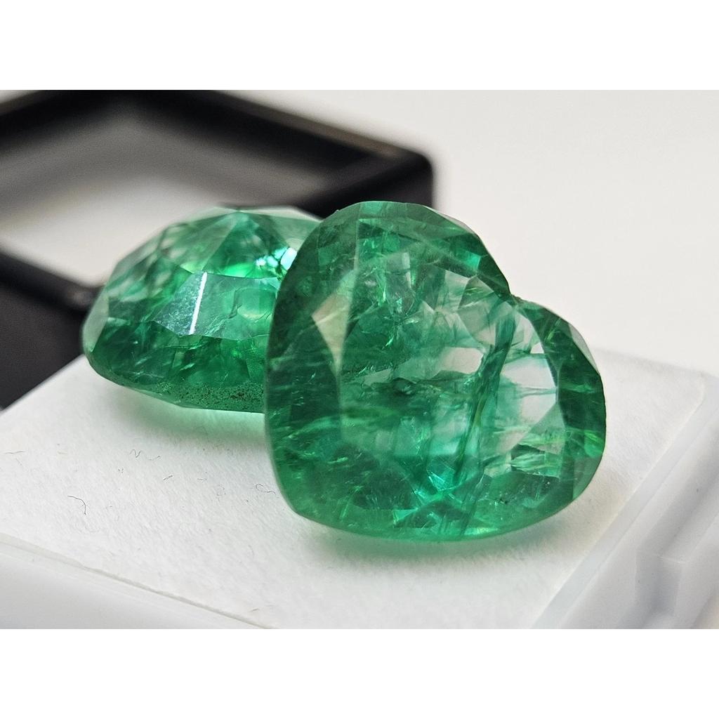 Natural Emerald Colombian Green Heart Cut 20+ Ct Pair Fabulous Loose Gemstone