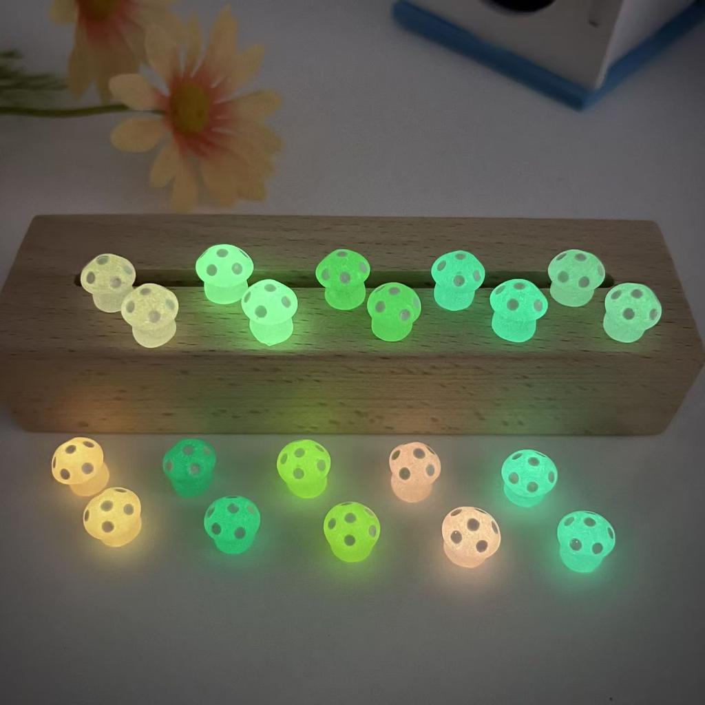 10/20 Adet/Paket Parlayan Mantarlar Peri Bahçesi Aksesuarları Mini Mantar Geceleri Parlayan Minyatürler Bahçe Dekorasyonu Çocuk Oyuncakları