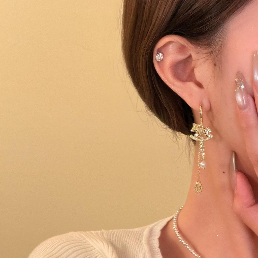 Benmingnian Horse Pearl Copper Coin Tassel Earrings