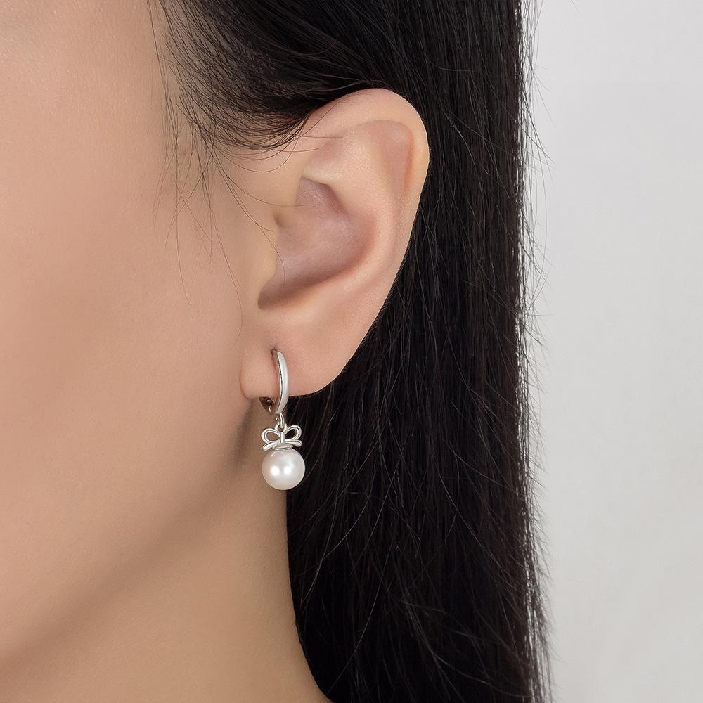 Exquisite Bow, Small Fragrance, Light Luxury, Elegant and Simple Temperament Earrings
