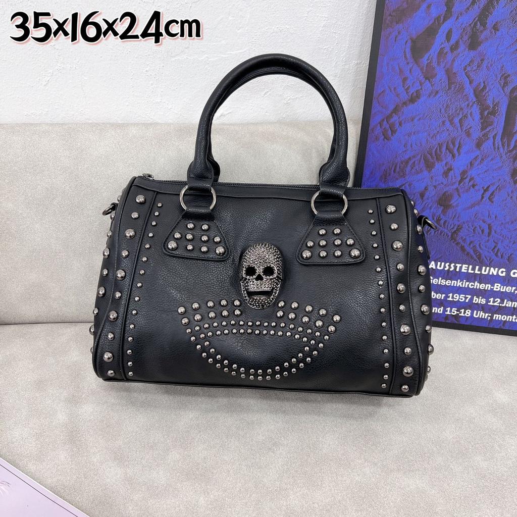 Pillow Bag Punk Women's Bag New Rivet Casual Soft Leather Skull Head Women's Bag Large Capacity Hand-held Crossbody Bag