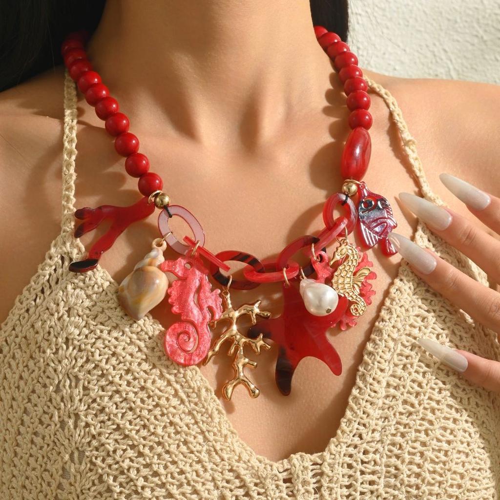 Hot-selling Exaggerated Fashion Personality Starfish Large Shell Pendant Gravel Irregular Necklace Versatile Woman