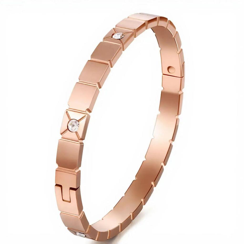 Bracelet de Luxe en Acier Inoxydable pour Femme: Titane Électroplaqué, Sertissage Diamants Complet, Style Européen-Américain