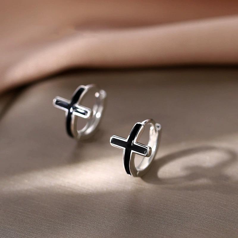 

Чорна сережка-хрест, Нові модні сережки, Нішеві сережки в гонконгському стилі, Легка розкіш, Круті та красиві