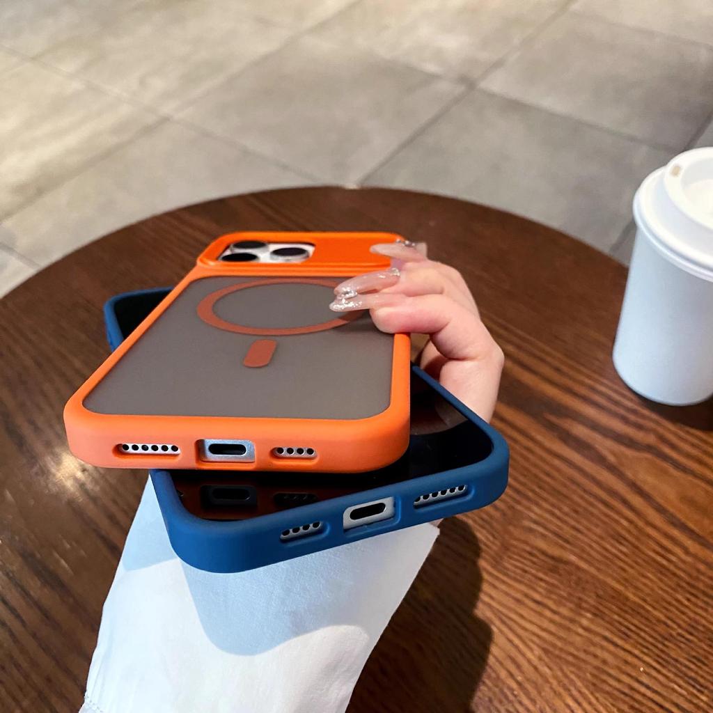 A magnetic, frosted skin-feel case compatible with both iPhone 17 Pro Max and iPhone 16.