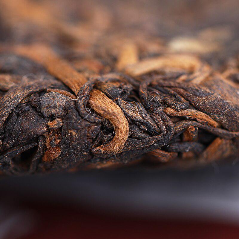 2018 LaoTongZhi Mellow Cake Batch 181 Ripe Puer Yunnan Old Comrade Haiwan Shu Puerh Tea