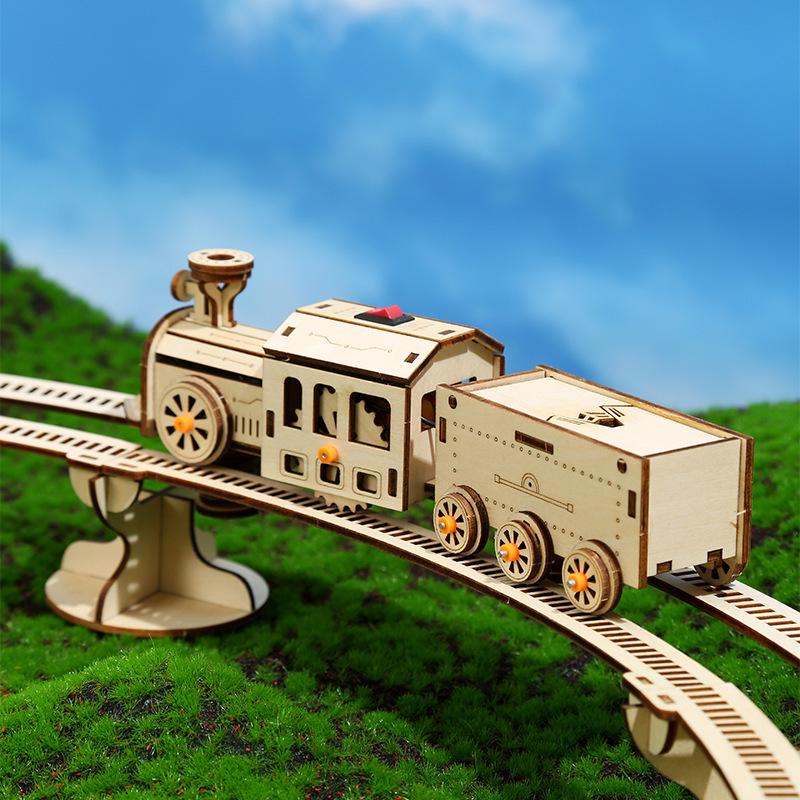 3D Wooden Electric Train Puzzle: Educational DIY Circular Track Toy