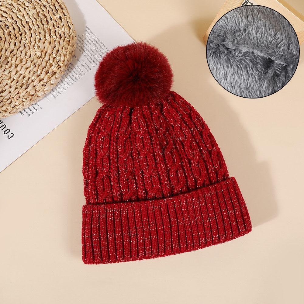 Winter Warm Pullover Cap with Fluffy Ball Beanies Cap Fashion Knitted Hat for Male Female