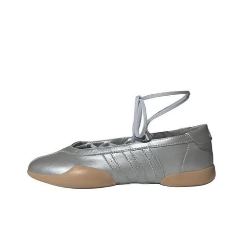 

Adidas Taekwondo Mei Ballet Silver Metallic Gum JR7032 Women s Size EU 40 срібний