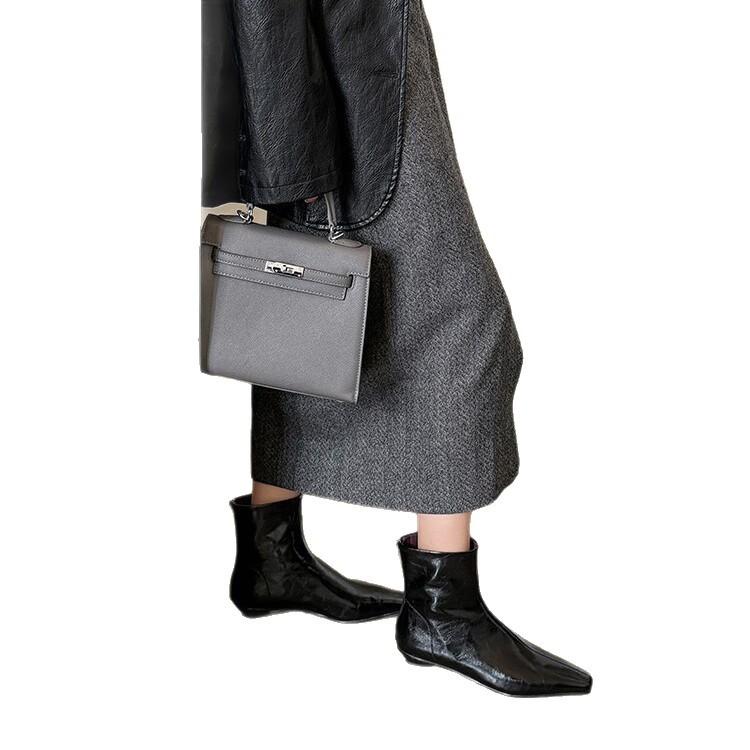 Versatile King~ Maillard Square Head Short Boots 2025 Autumn Inside and Outside Full Leather Rear Zipper Low Heel Martin Boots, Confidential