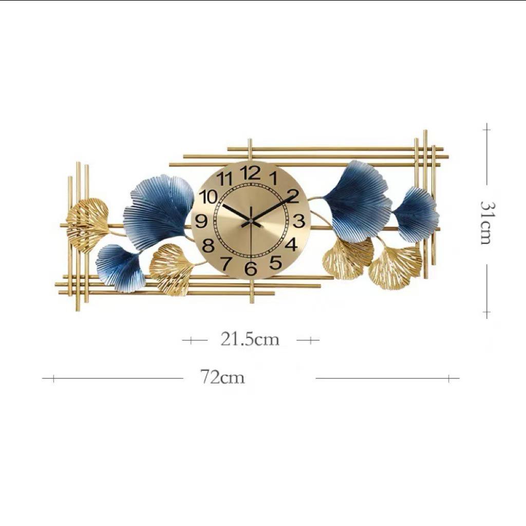 Contemporary Metal Wall Clock: Stylish Decor for Living Room or Bedroom
