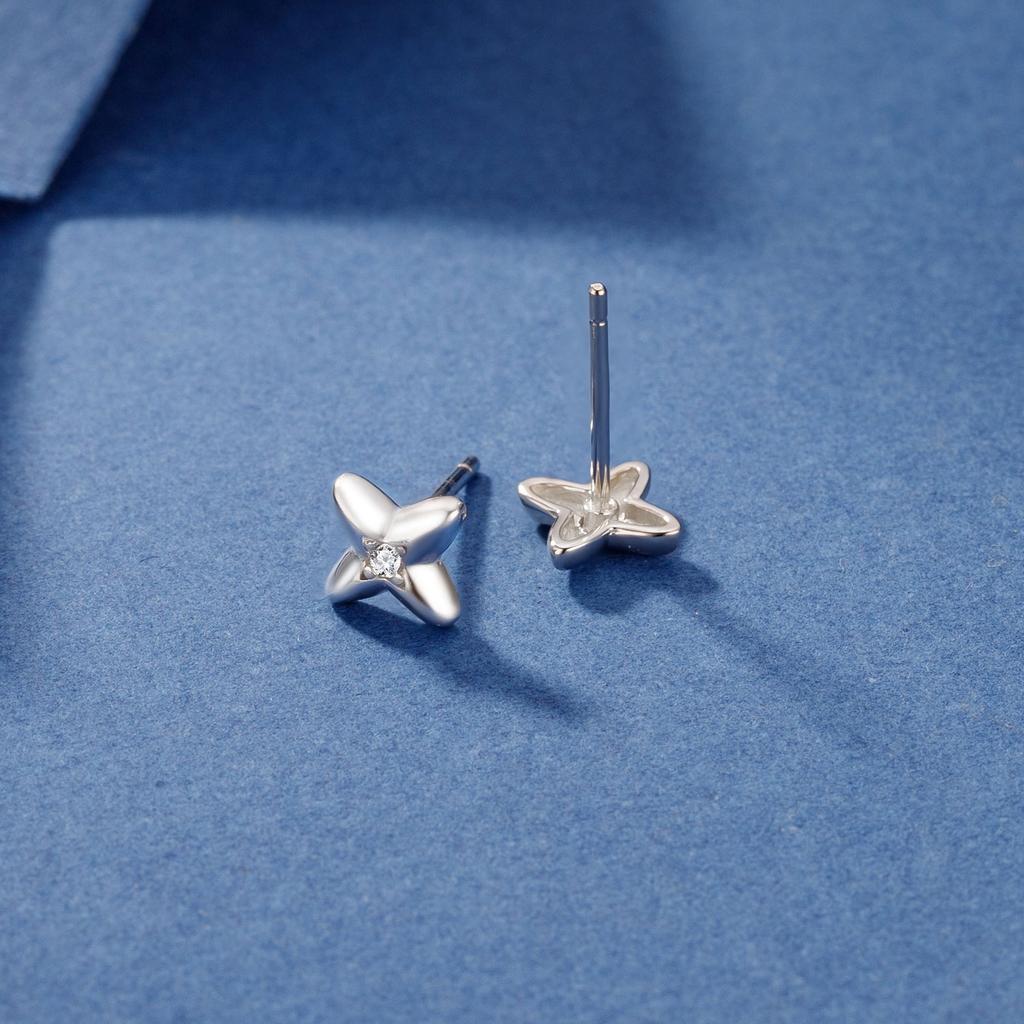 S925 Sterlingsilber Kleeblatt-Ohrstecker, Hochwertige Exquisite Oktagramm-Ohrringe, Leichter Luxus Temperament Vierzackstern-Ohrringe.