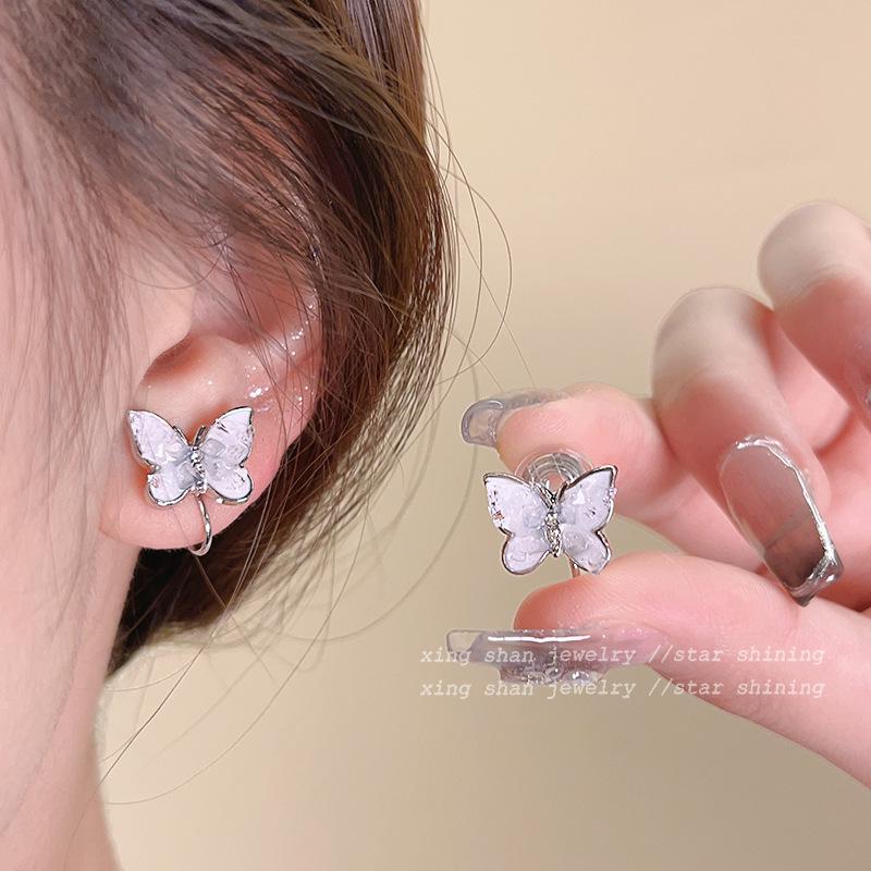 S925 Silver Needle Pearl Flower Stud Earrings - High-End Retro Jewelry for Autumn/Winter