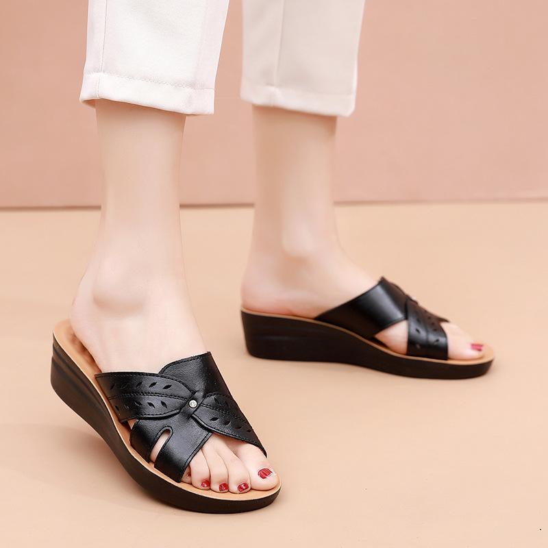 New Style Slippers, Women's Single Shoes, Soft-soled Wedge Heels, Middle-aged and Elderly Sandals