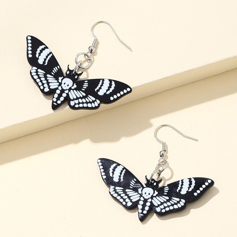 1Pair Cute Butterfly Woman Dangle Earrings Acrylic Gradient Colorful Moth Drop Earrings for Y2K Girl Birthday Gift