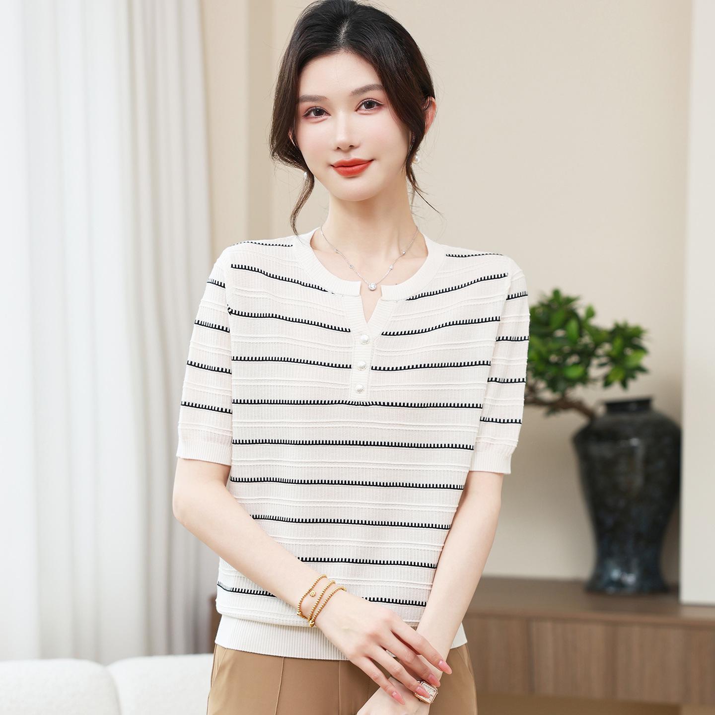 

2026 New Style Striped Knit Short-Sleeve Top for Middle-Aged and Elderly Women: Stylish, Versatile Summer T-Shirt 5XL (150-165 lbs) білий