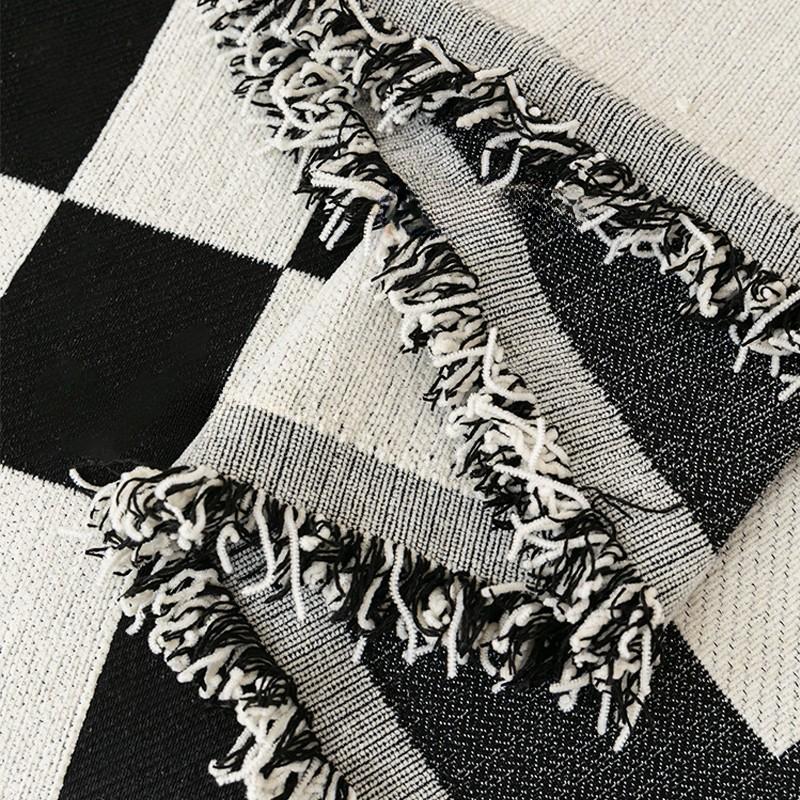 Chenille Czarno-Biała Szachownica Pokrowiec na Sofę Jednoczęściowy Kompleksowy Pełny Zestaw Poduszka na Sofę Cztery Pory Roku Uniwersalny Ręcznik na Sofę