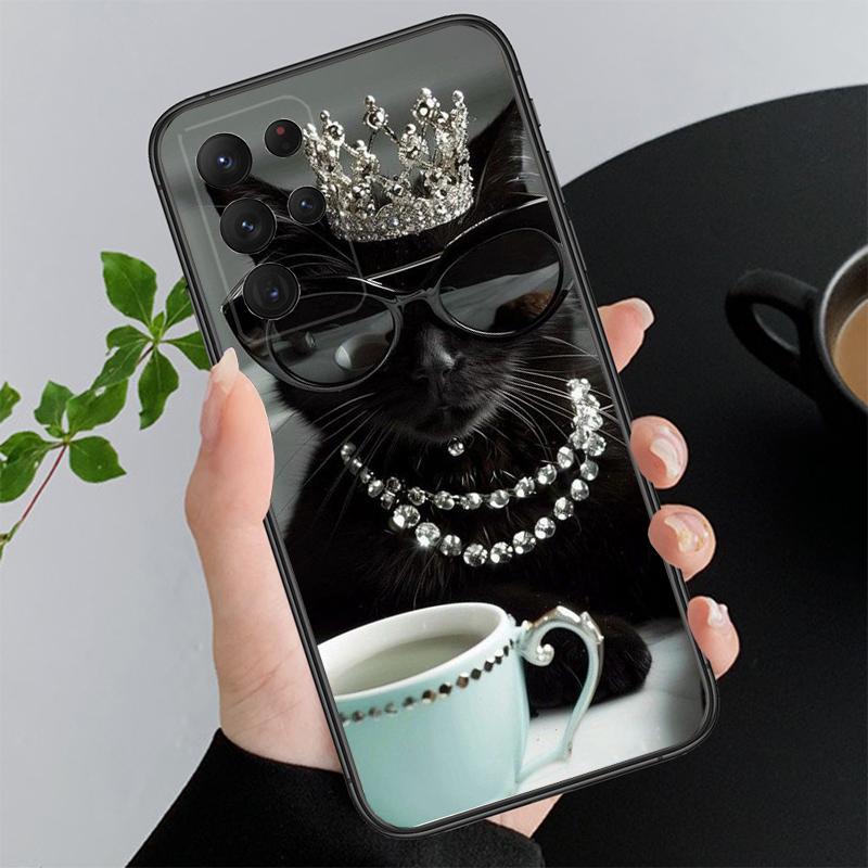 

Phone Case For Samsung A55 A16 A56 A36 A35 A15 A53 A54 A33 A34 A25 A05S A52 A52S A14 A26 A71 Drinking Wine Cat A26