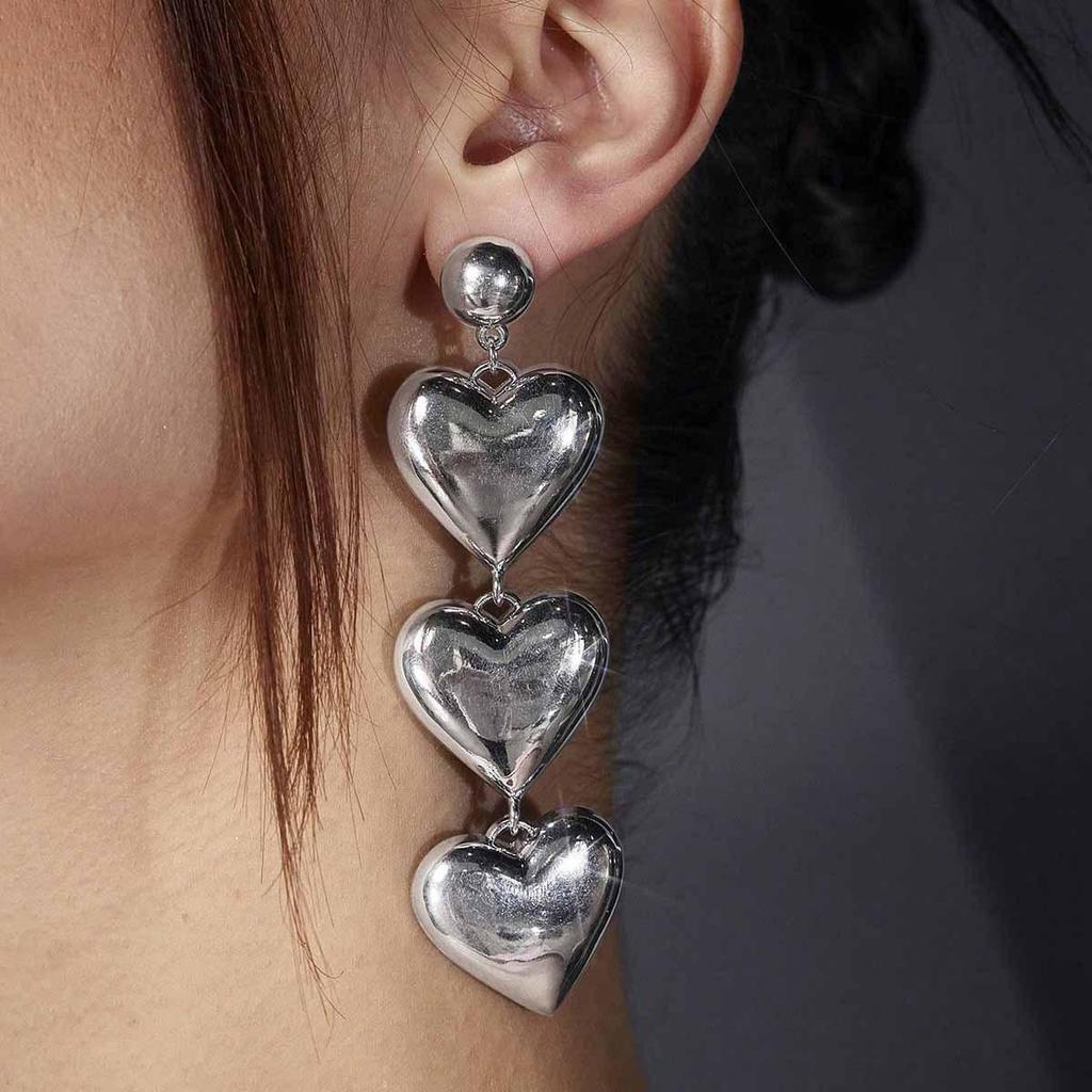 European-American Cross-Border Metallic Heart Pendant Stud Earrings with Exaggerated Design and Bright Texture