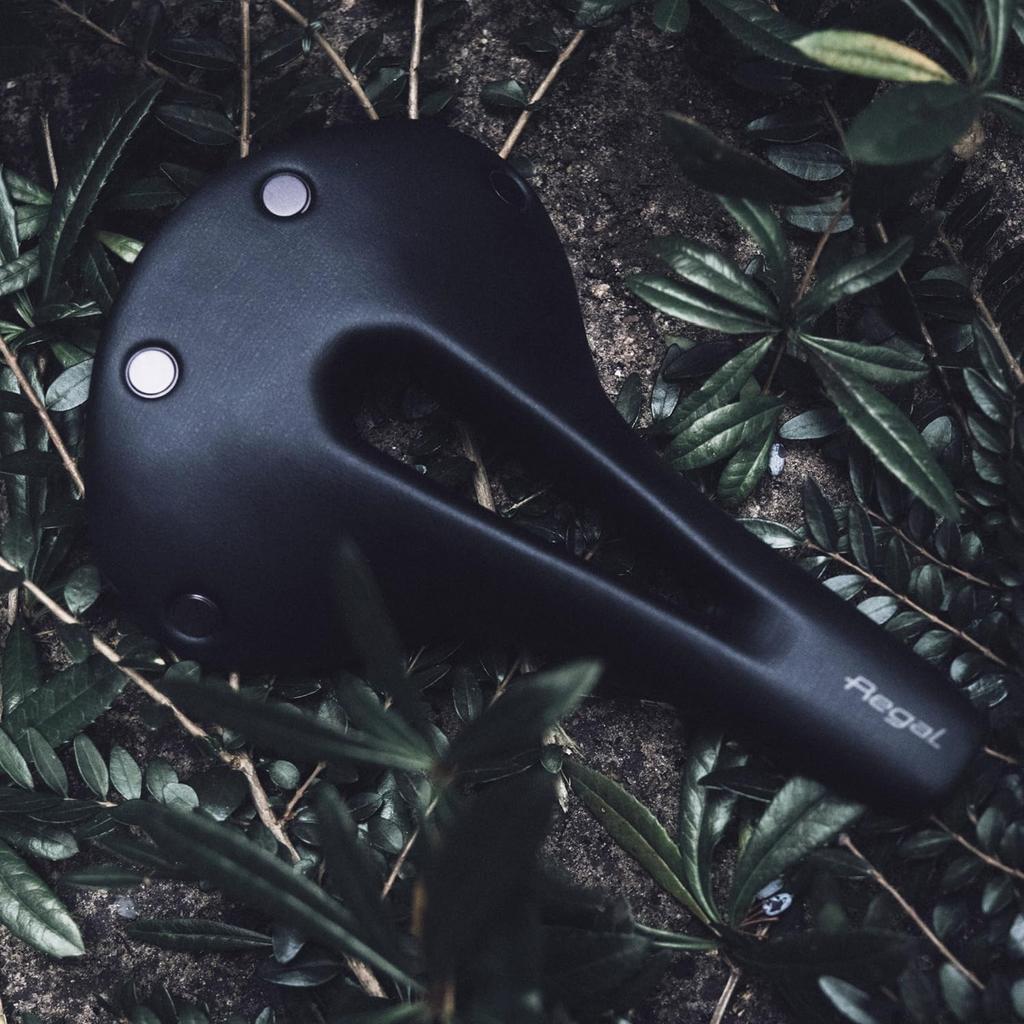 Selle San Marco Regal Short Dynamic Wide Bicycle Size L3 165mm W x 255mm L Open-Fit Saddle, - (Product Code 496MW401)