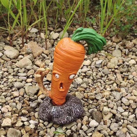 Halloween Vegetable Zombie Statue, Spooky Carrot Potato Zombie Garden Sculpture, Resin Outdoor Decoration for Patio, Yard, Graveyard Decor