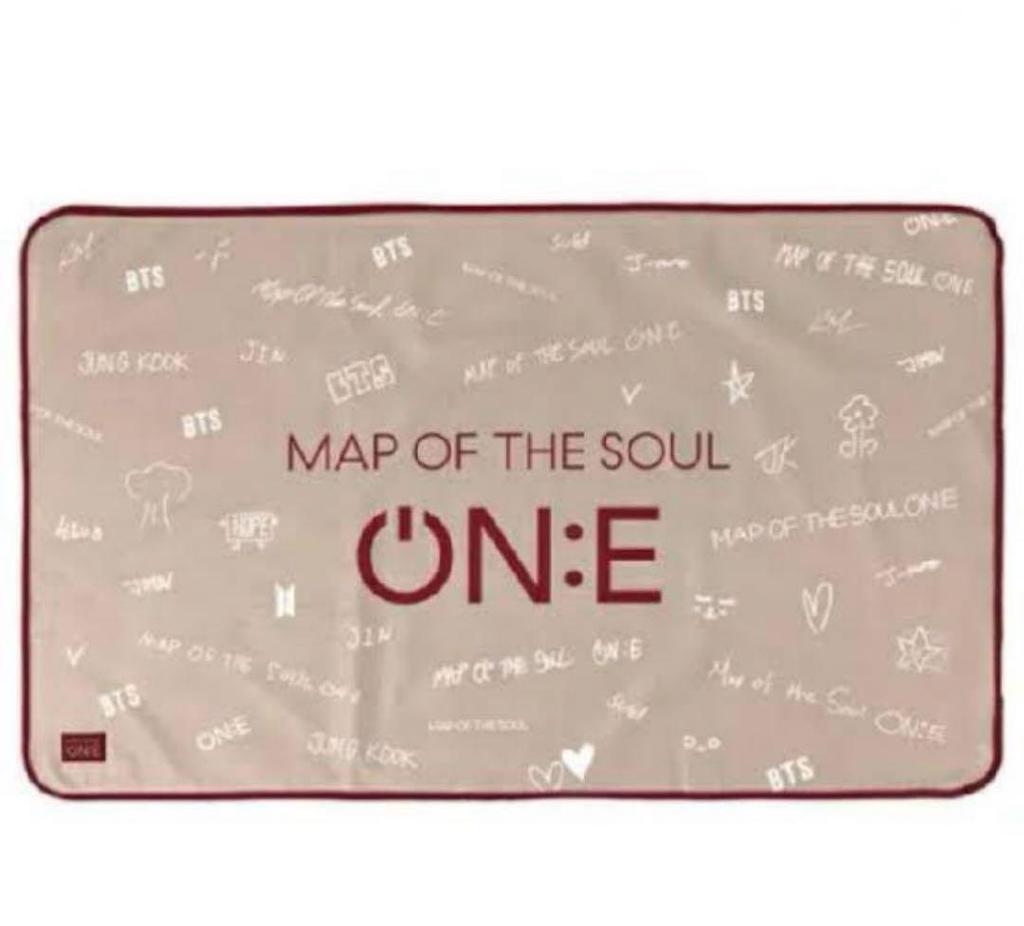 [USED] BTS MAP OF THE SOUL Blanket