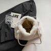 New Plush Bucket Bag for Autumn and Winter, Women's High-end Texture Niche Design Commuter Handbag