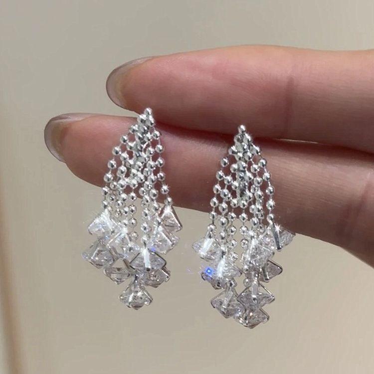 111 silver needle design sense zircon fireworks stud earrings temperament versatile commuter fringed earrings light luxury style foreign earrings 925 silver needle