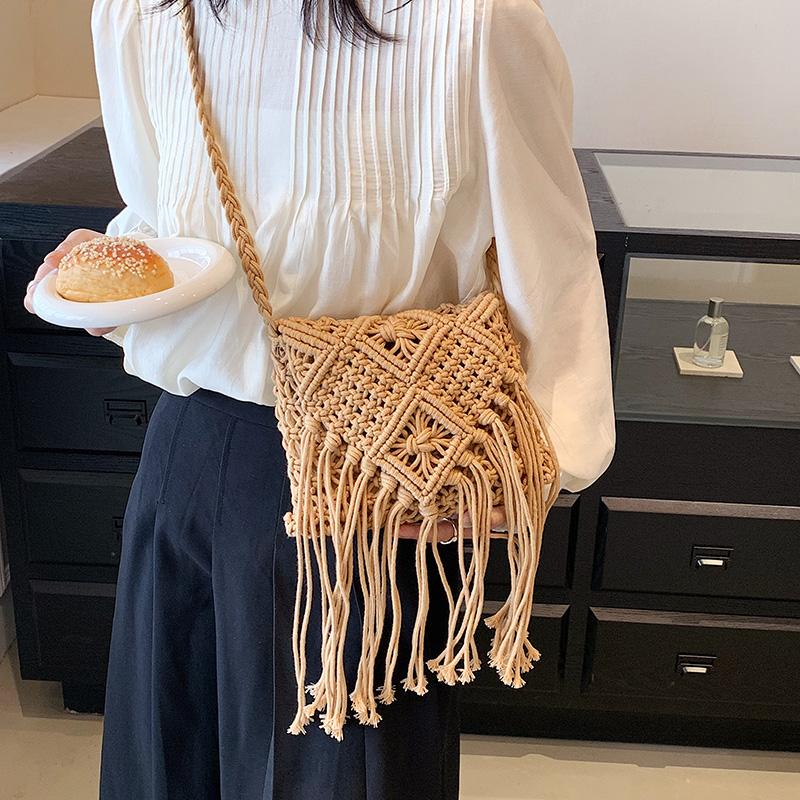 New Casual Handmade Crochet Braid Fringe Bag Women Tassel Mesh Bag