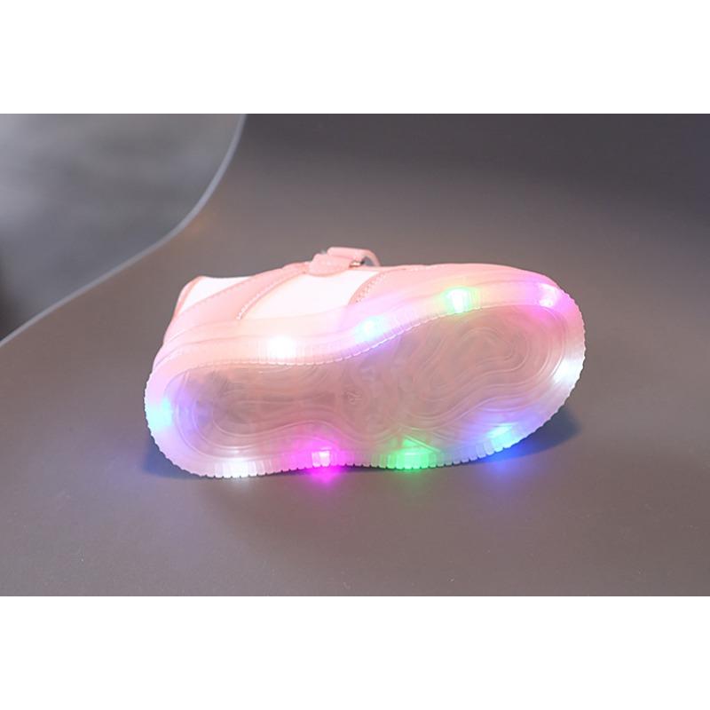 Baby Panda Cartoon Board Shoes LED Light-Up Casual Sneakers for Toddlers & Children Casual Cool Kids Shoes Everyday Sneakers