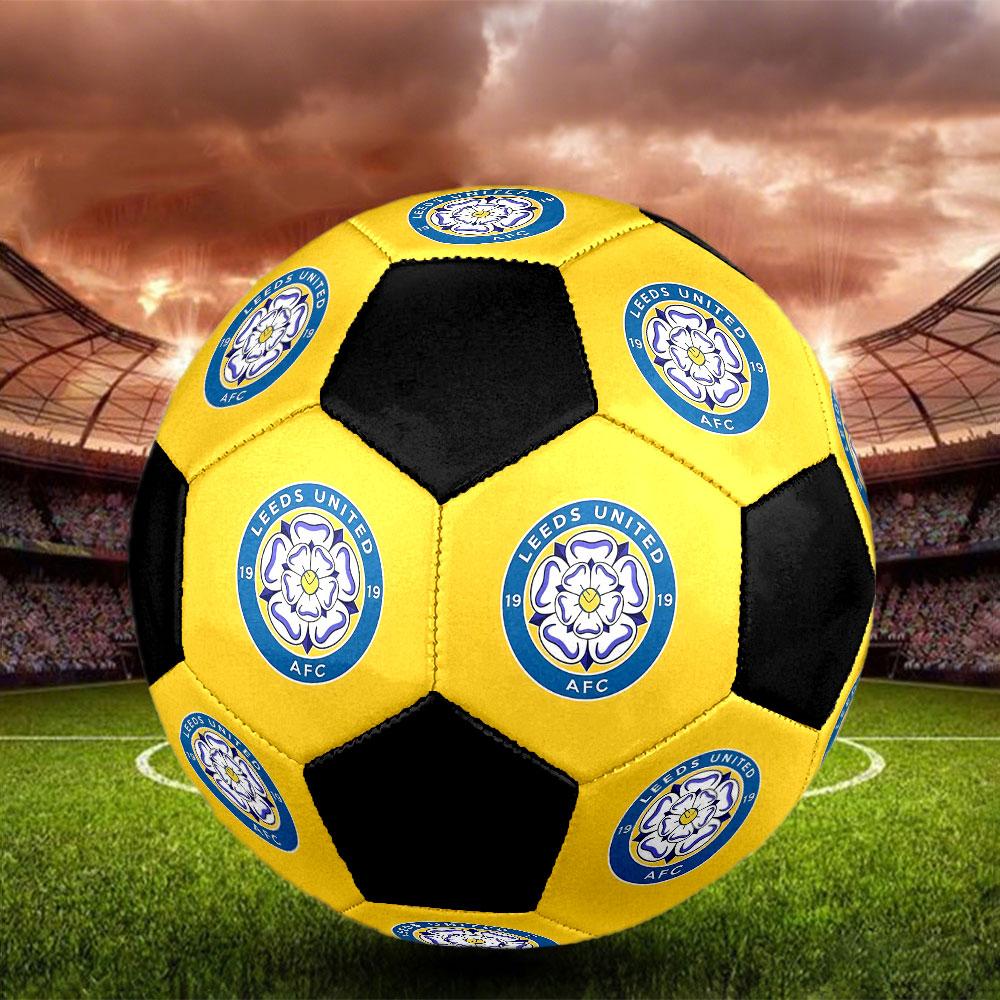 1pc Leeds United Football Club Soccer Ball Size 5 Indoor Soccer Ball Fashion Colorful Backyard Game - Great For Sports Fans Gift HE41