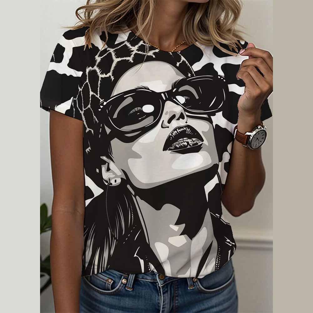 Girl 3D Printed Women's T-shirt Summer Round Neck Short Sleeved T-shirt