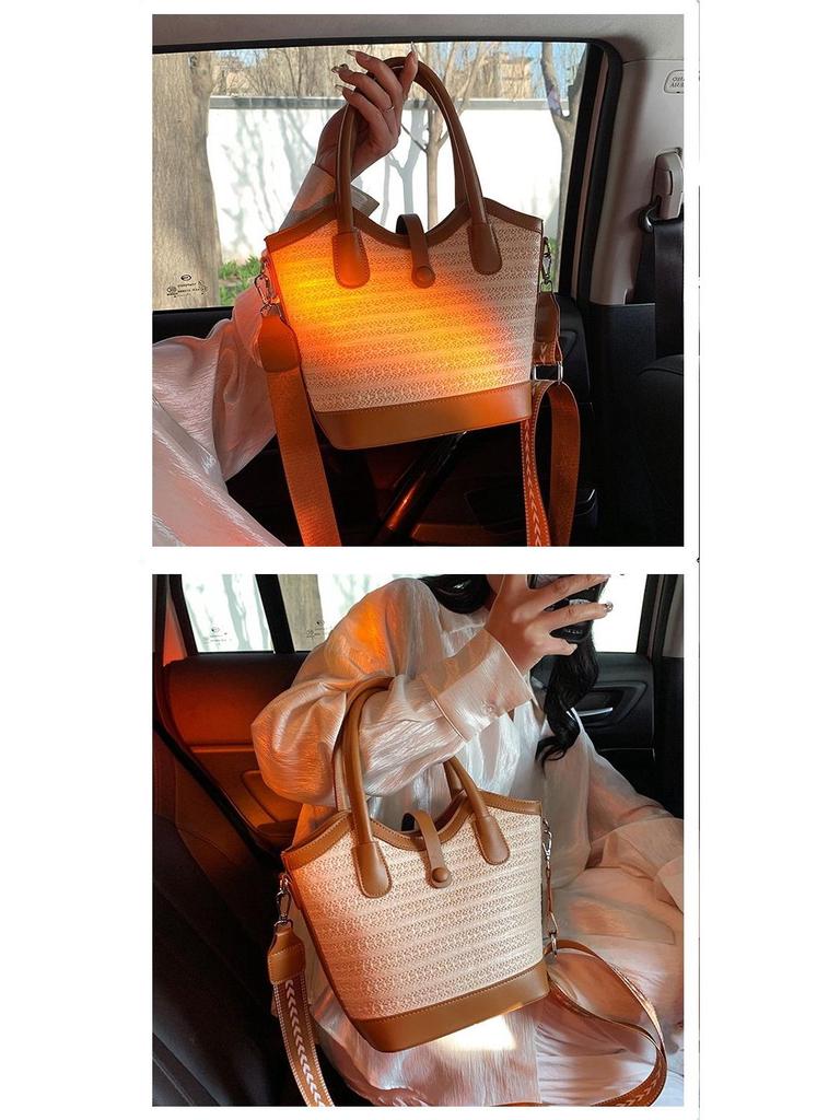 2025 Women's Large Capacity Summer Straw Bucket Shoulder Bag - Versatile Niche Design Tote