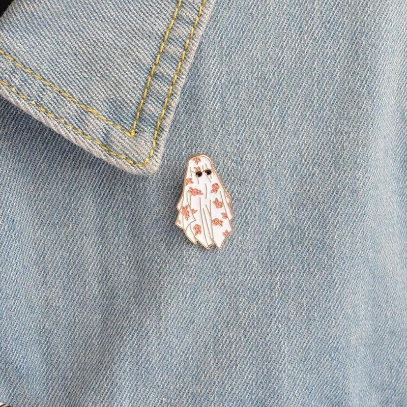 2Pcs Eye Drops Cartoon Brooch Ghost Creative Brooch Creative White Robe Gown Pattern