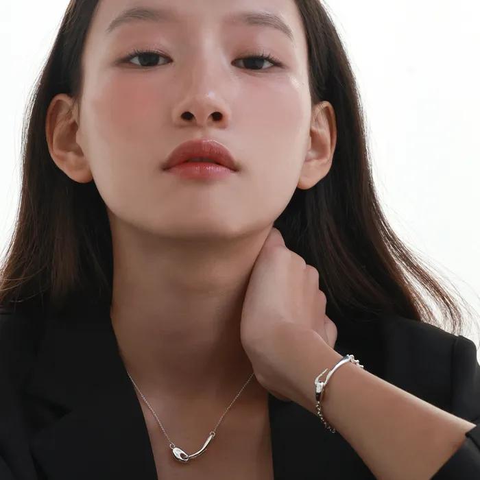 GROTTO BRACELET 02